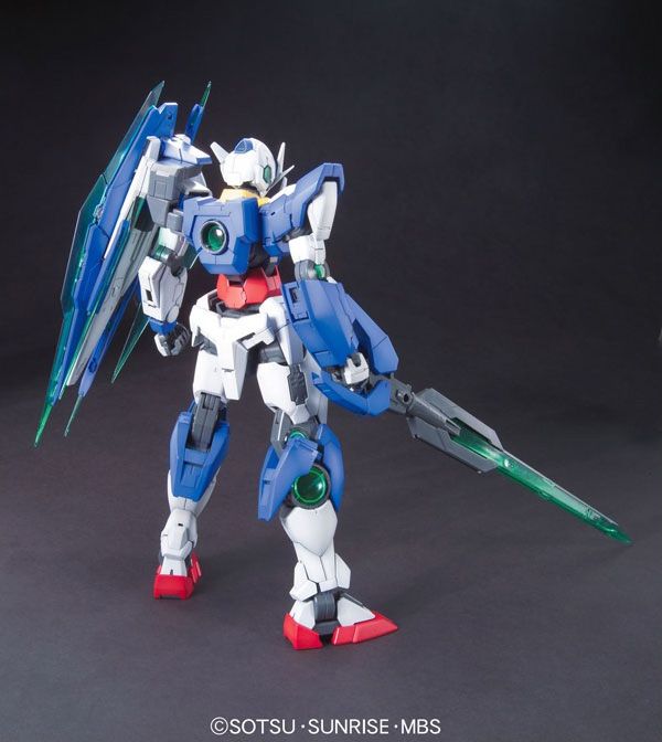 Gundam 1/100 MG OO GNT-0000 00 Qan[t] Quanta Celestial Being Model Kit