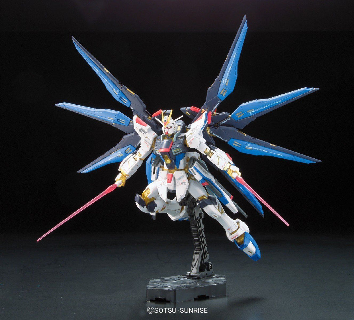 Gundam 1/144 RG #14 Seed Destiny ZGMF-X20A Strike Freedom Gundam Model Kit