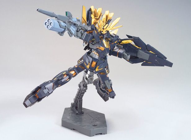 Gundam 1/144 HGUC #175 RX-0[N] Unicorn Gundam 02 Banshee Norn (Destroy Mode) Model Kit