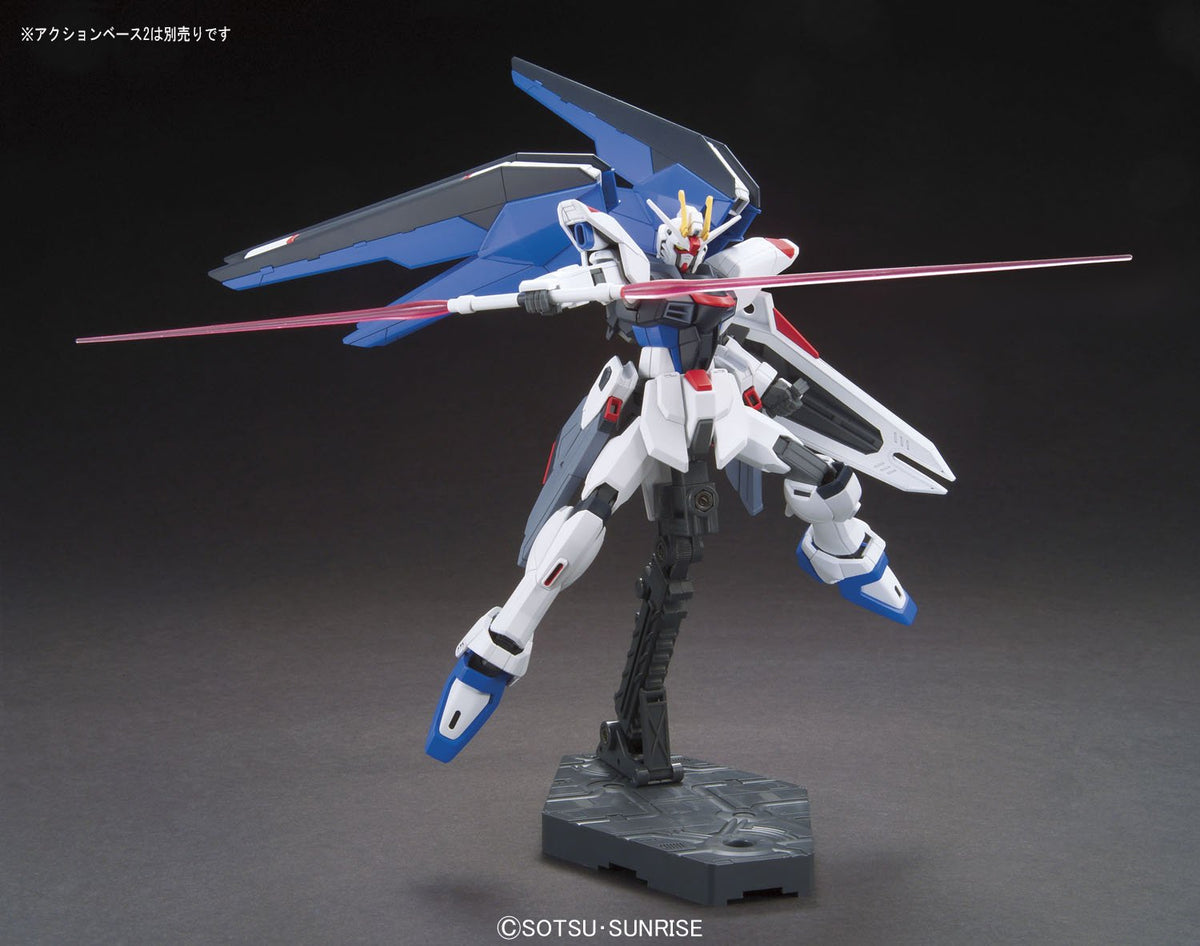 Gundam 1/144 HGUC #192 HGCE Seed ZGMF-X10A Freedom Gundam (Revive Ver.) Model Kit