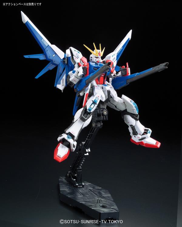 Gundam 1/144 RG #23 Build Fighters GAT-X105B/FP Build Strike Gundam Full Package Model Kit