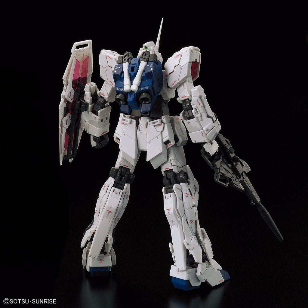 Gundam 1/144 RG #25 RX-0 Unicorn Gundam (Full Psycho Frame) Model Kit