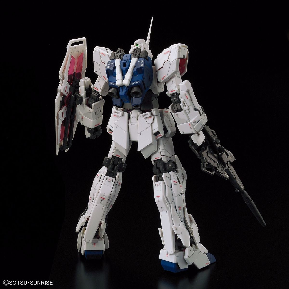 Gundam 1/144 RG #25 RX-0 Unicorn Gundam (Full Psycho Frame) Model Kit