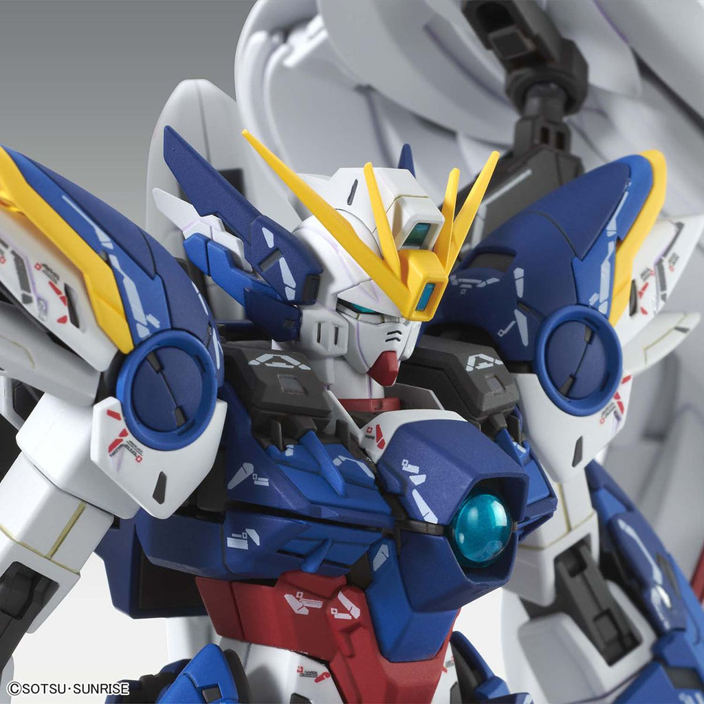 Gundam 1/100 MG Endless Waltz XXXG-00W0 Wing Gundam Zero (EW) Ver. Ka [Wing Zero Custom] Model Kit