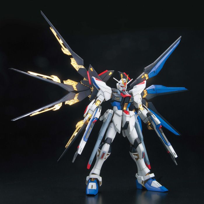 Gundam 1/100 MG Seed Destiny ZGMF-X20A Strike Freedom Gundam Full Burst Mode Model Kit